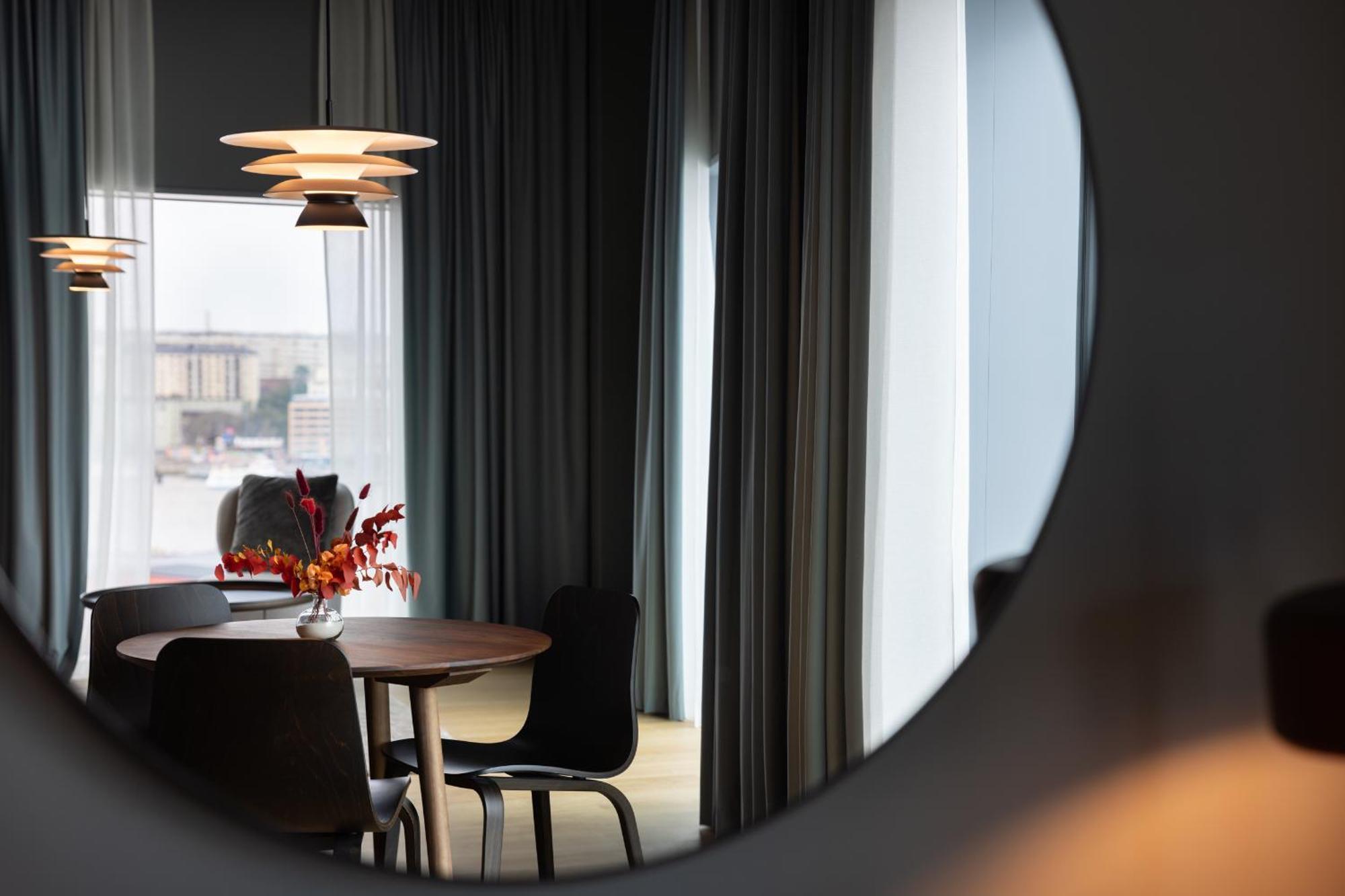 Clarion Hotel The Pier Gothenburg Exterior photo